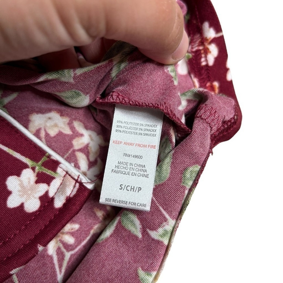 Flora Nikrooz Maroon Floral Short Sleeve Button Down Pajama Sleep Top Small - Picture 10 of 10